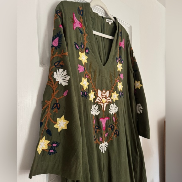 Roller Rabbit Embroidered Dress - Picture 4 of 6